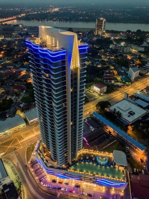 Sina Troika Residence Kota Bharu 2Br Wifi Netflix Pool Esterno foto